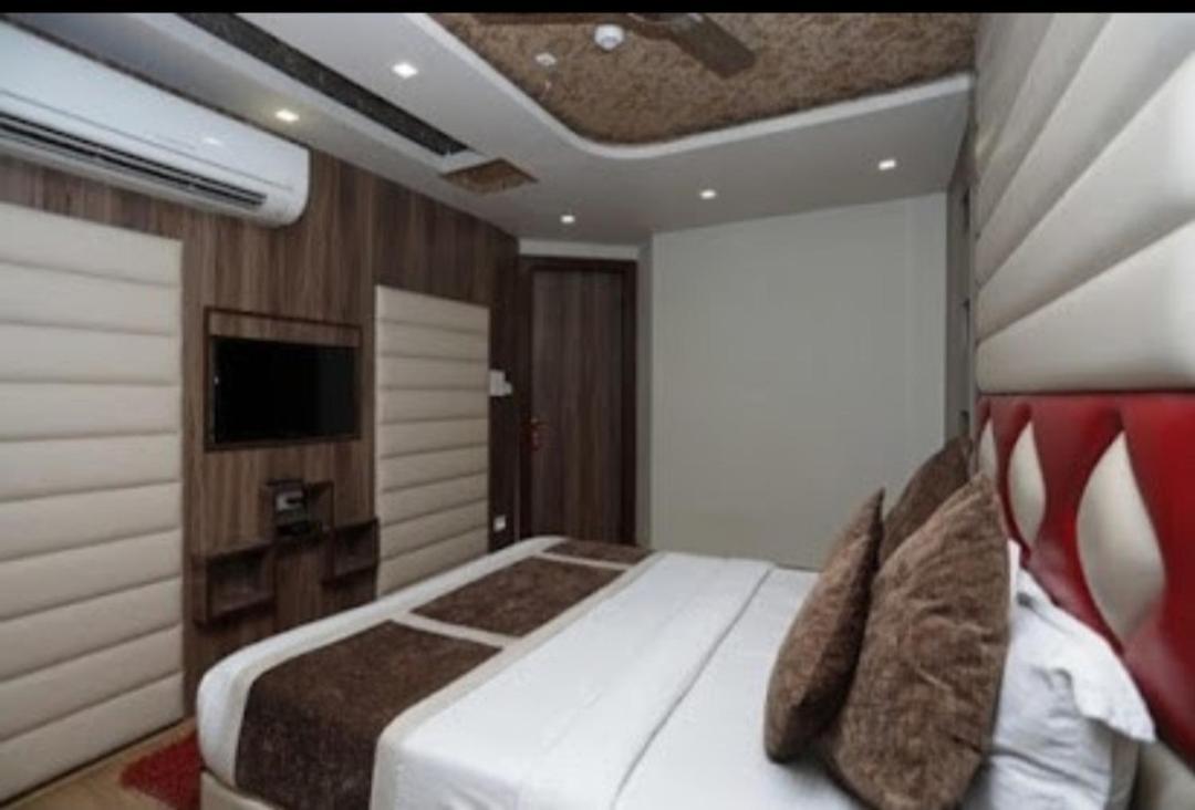 Hotel Sanjay International,กานปูร์ ภายนอก รูปภาพ