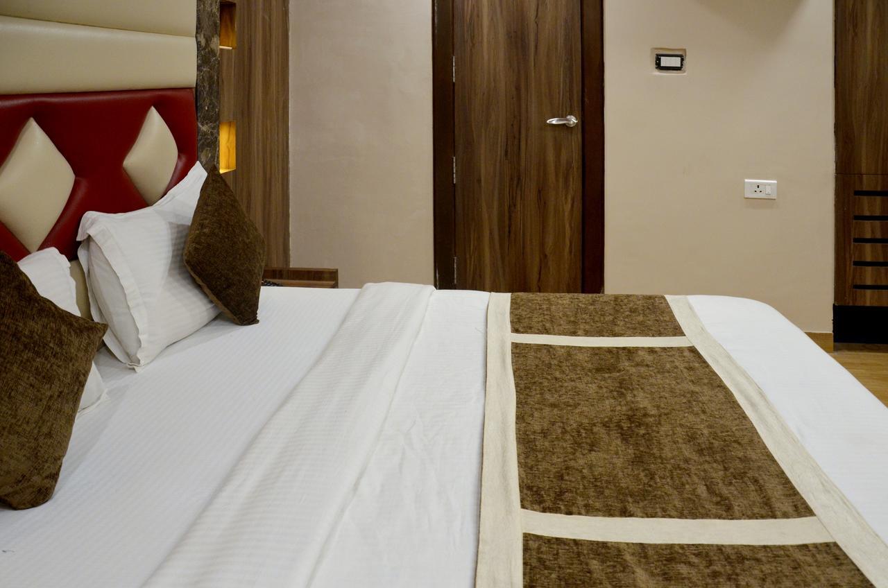 Hotel Sanjay International,กานปูร์ ภายนอก รูปภาพ